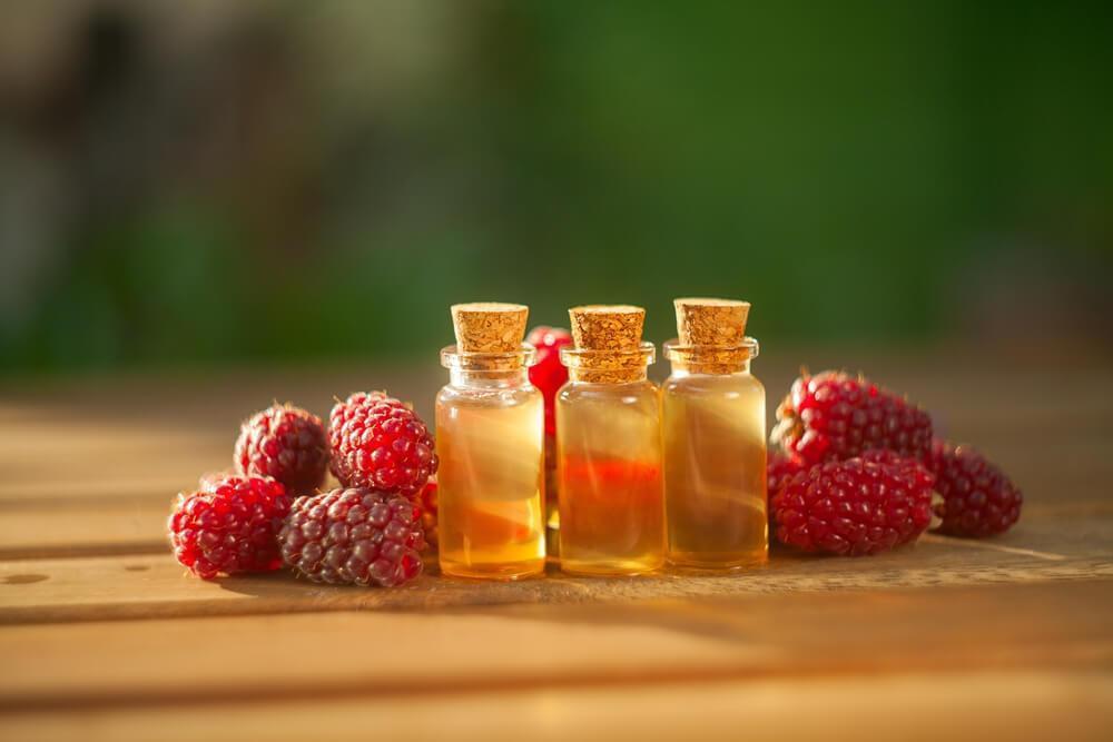 Raspberry extract in small bottles